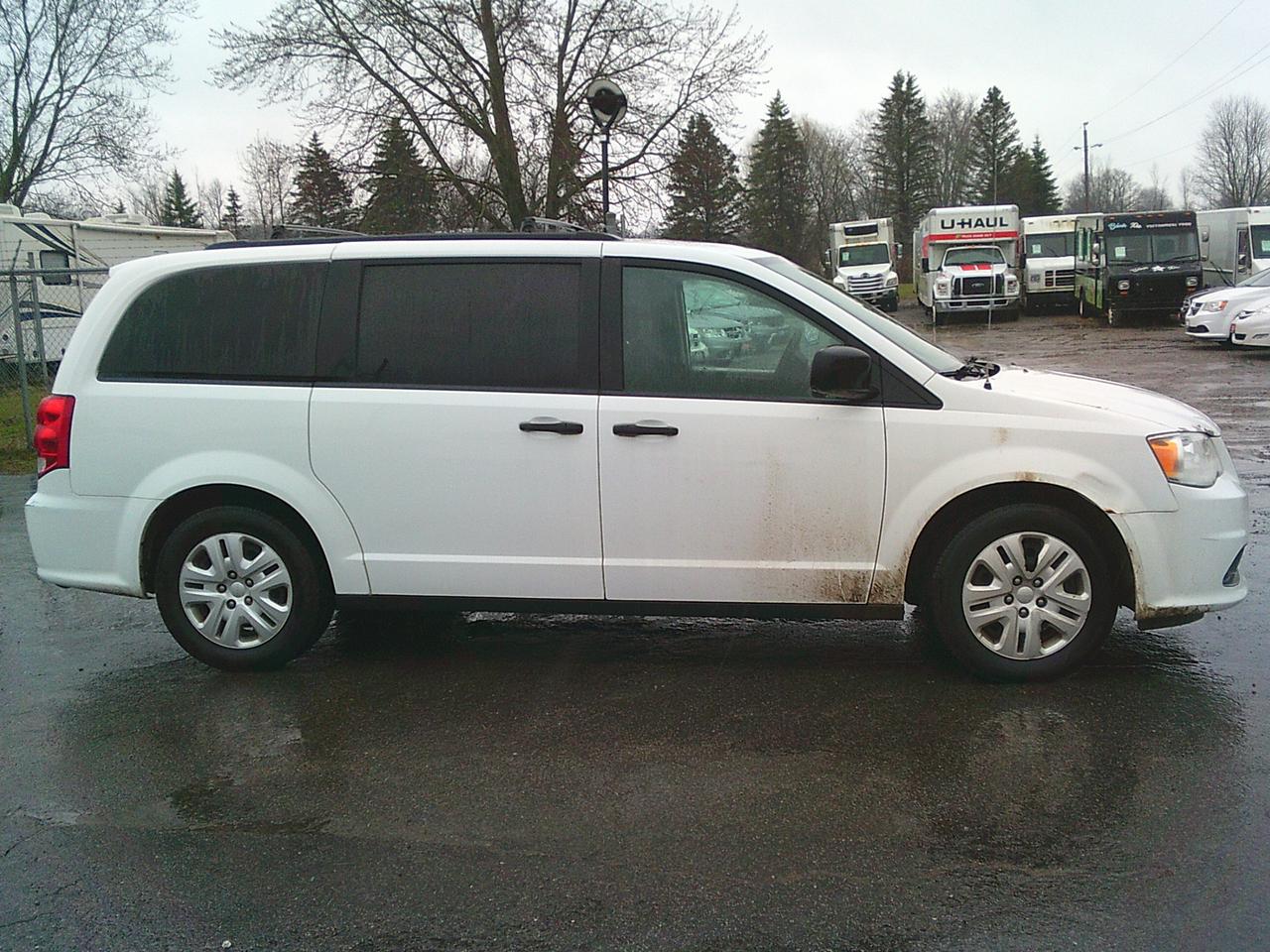 2018 Dodge Grand Caravan 4dr Wgn SE + ROOF RACK Photo