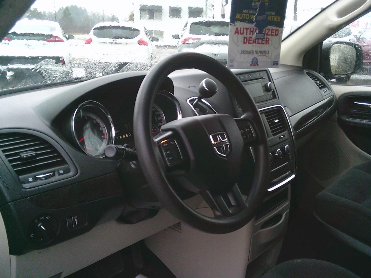 2018 Dodge Grand Caravan 4dr Wgn SE + ROOF RACK Photo