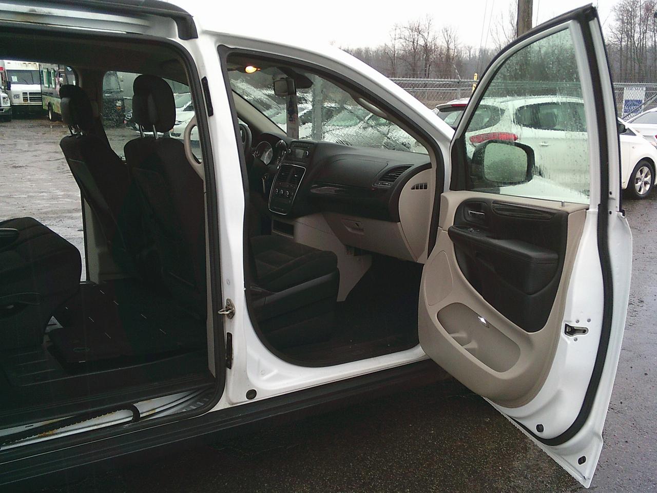 2018 Dodge Grand Caravan 4dr Wgn SE + ROOF RACK Photo