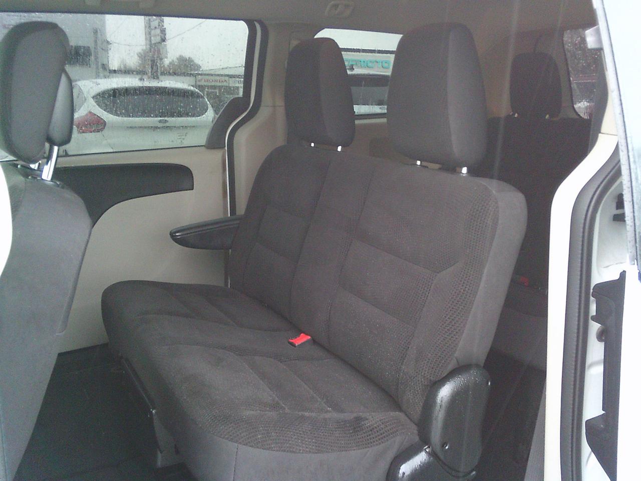 2018 Dodge Grand Caravan 4dr Wgn SE + ROOF RACK Photo