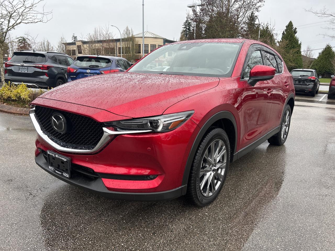 LEATHER POWER HEATED SEATS, NAVIGATION, POWER SUNROOF, 360 DEGREE SURROUND CAMERA, ALLOY WHEELS  PLUS ALL POWER OPTIONS. CAR PROOF ON REQUEST! VEHICLE WARRANTY IS INCLUDED AT THIS PRICE! Call one of our Licensed Sales Consultants for accurate details. Your Trade in is welcome at King George Nissan.  Price subject to $599 documentation fee.