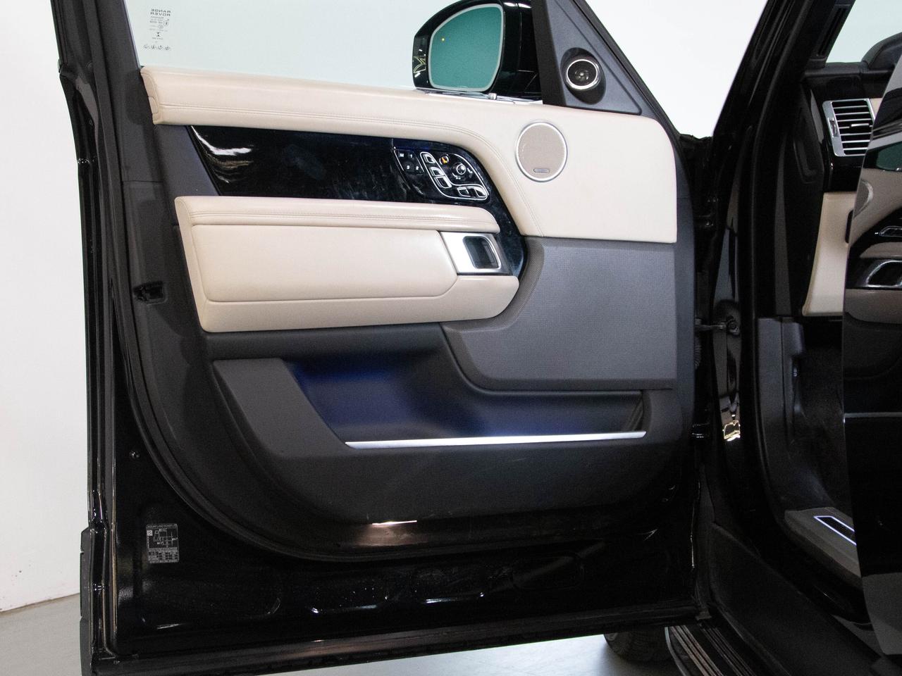 2020 Land Rover Range Rover P525 | AUTOBIOGRAPHY | MERIDIAN | 22" RIM Photo