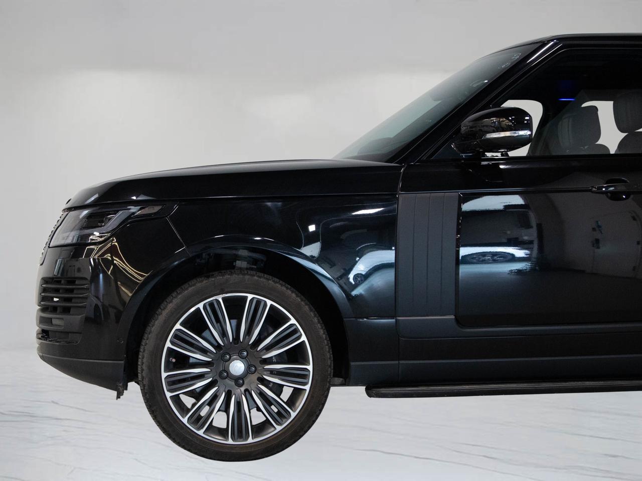 2020 Land Rover Range Rover P525 | AUTOBIOGRAPHY | MERIDIAN | 22" RIM Photo