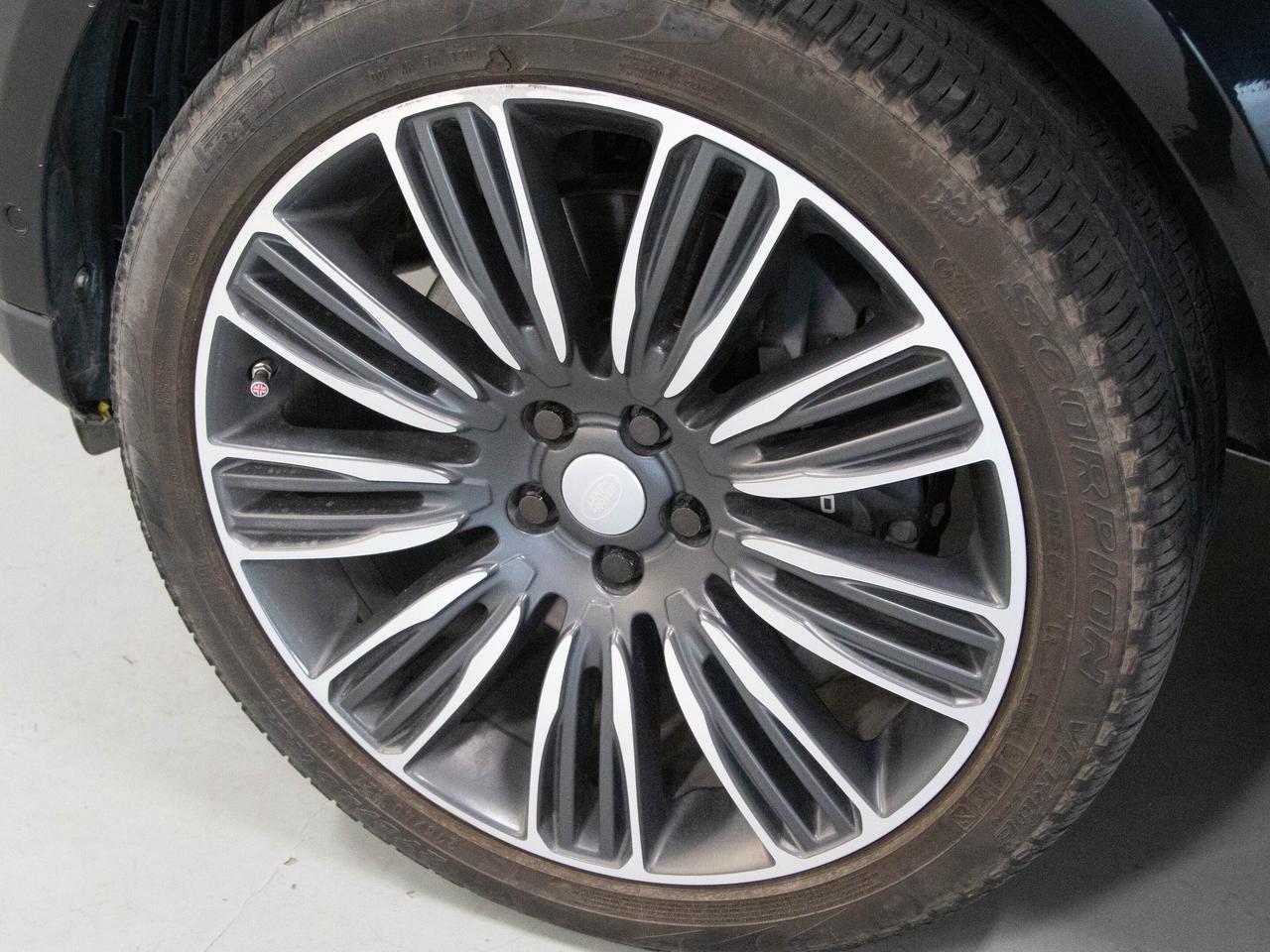 2020 Land Rover Range Rover P525 | AUTOBIOGRAPHY | MERIDIAN | 22" RIM Photo