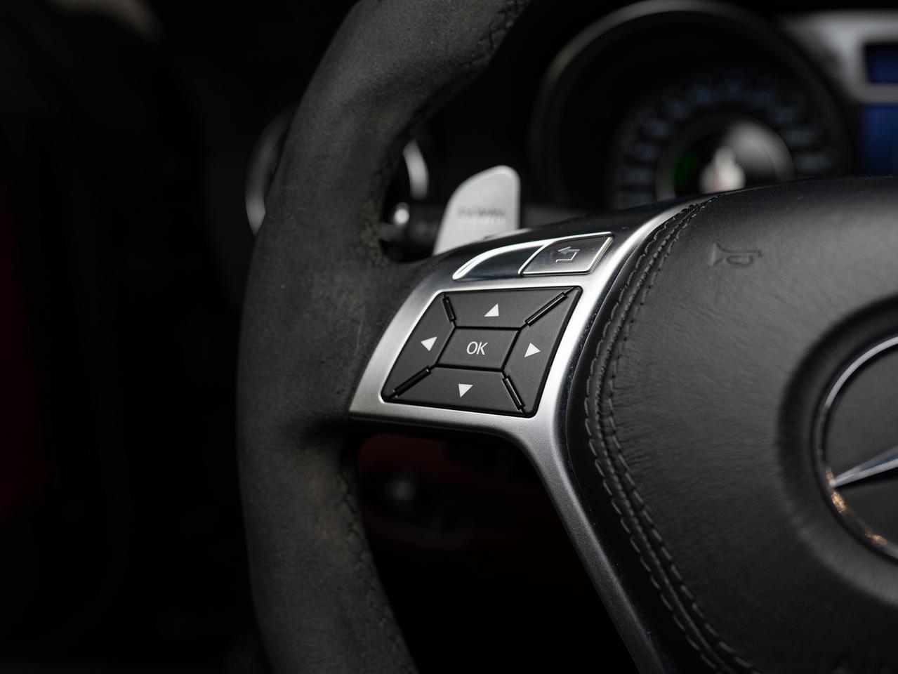 2013 Mercedes-Benz SL-Class 63 | AMG | CONVERTIBLE | PERFORMANCE PKG | B&O Photo