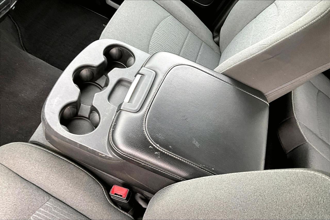 2022 RAM 1500 Classic Tradesman Quad Cab V6 | Spray Liner | Hitch | 4X4 Photo