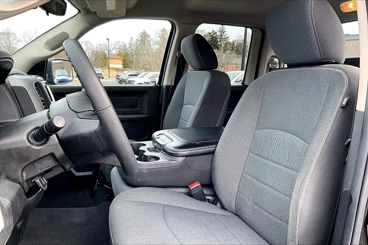 2022 RAM 1500 Classic Tradesman Quad Cab V6 | Spray Liner | Hitch | 4X4 Photo