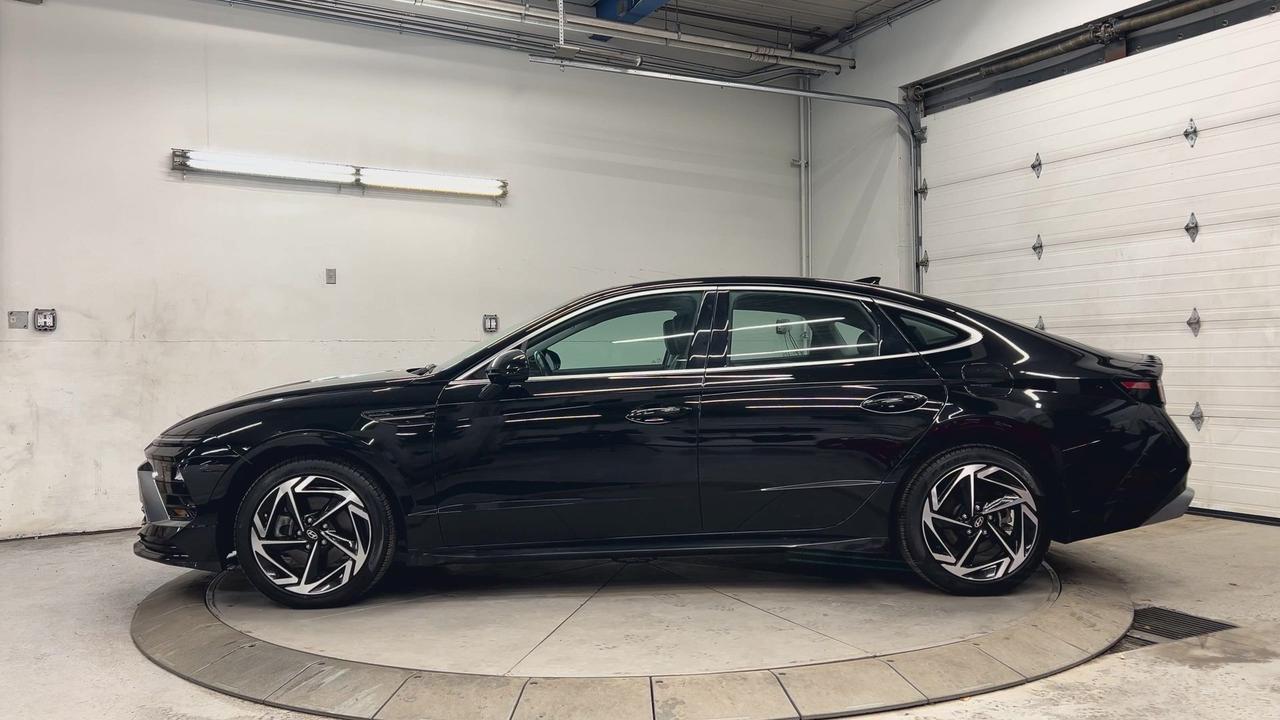 2024 Hyundai Sonata TREND AWD | LEATHER |PANO ROOF | CARPLAY | ALLOYS Photo