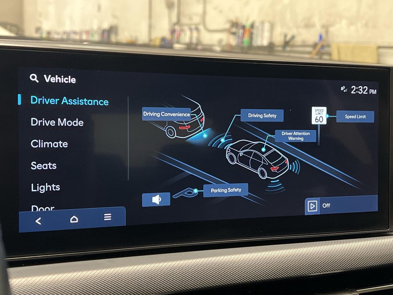 2024 Hyundai Sonata TREND AWD | LEATHER |PANO ROOF | CARPLAY | ALLOYS Photo