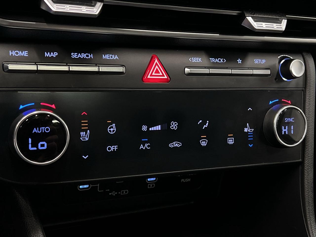 2024 Hyundai Sonata TREND AWD | LEATHER |PANO ROOF | CARPLAY | ALLOYS Photo