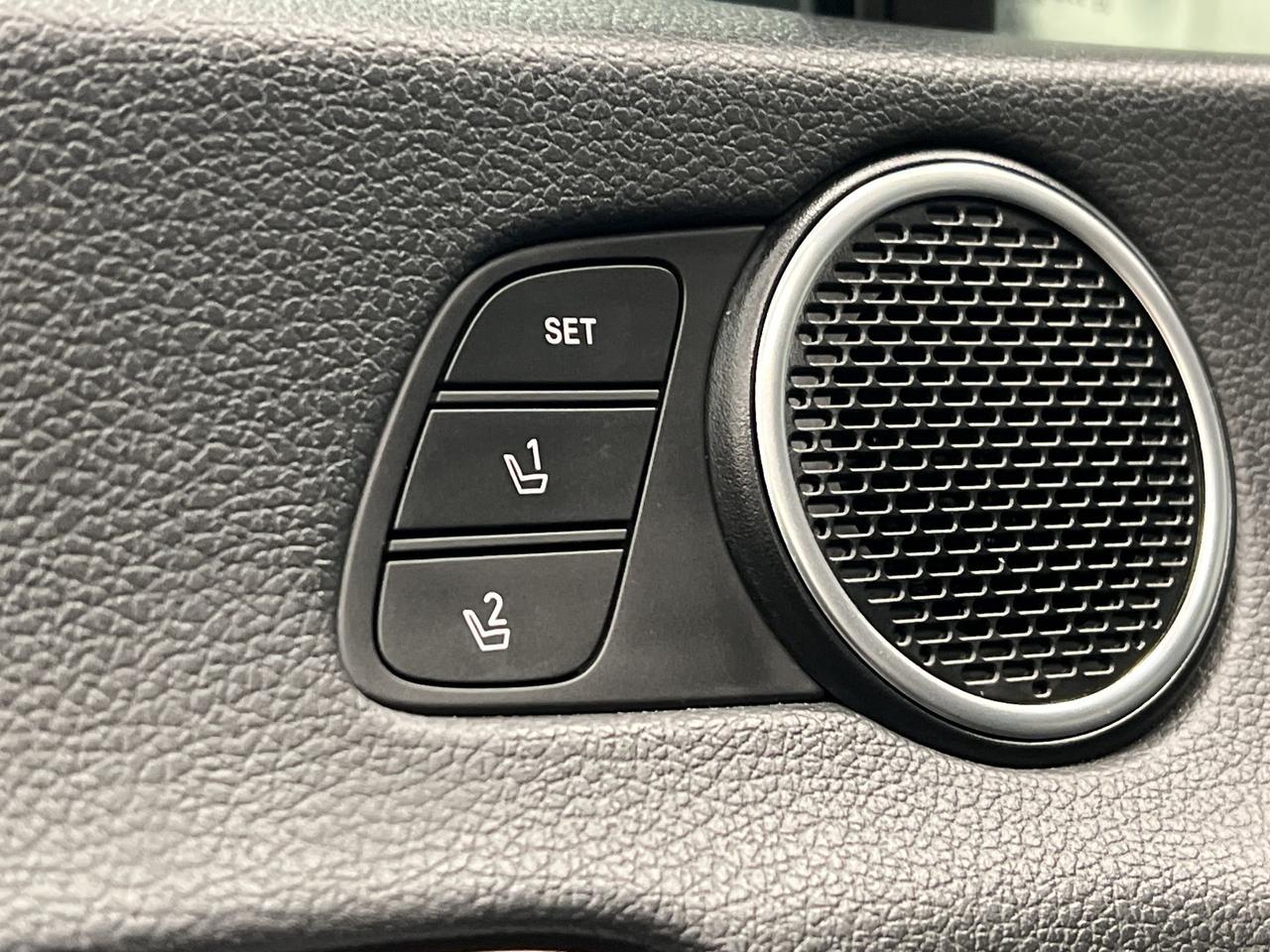 2024 Hyundai Sonata TREND AWD | LEATHER |PANO ROOF | CARPLAY | ALLOYS Photo