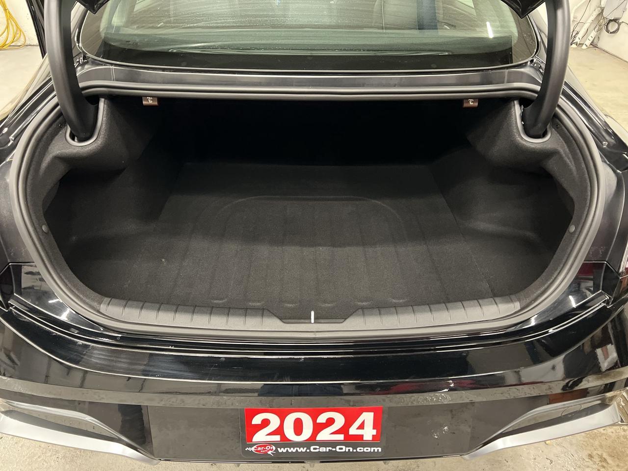 2024 Hyundai Sonata TREND AWD | LEATHER |PANO ROOF | CARPLAY | ALLOYS Photo