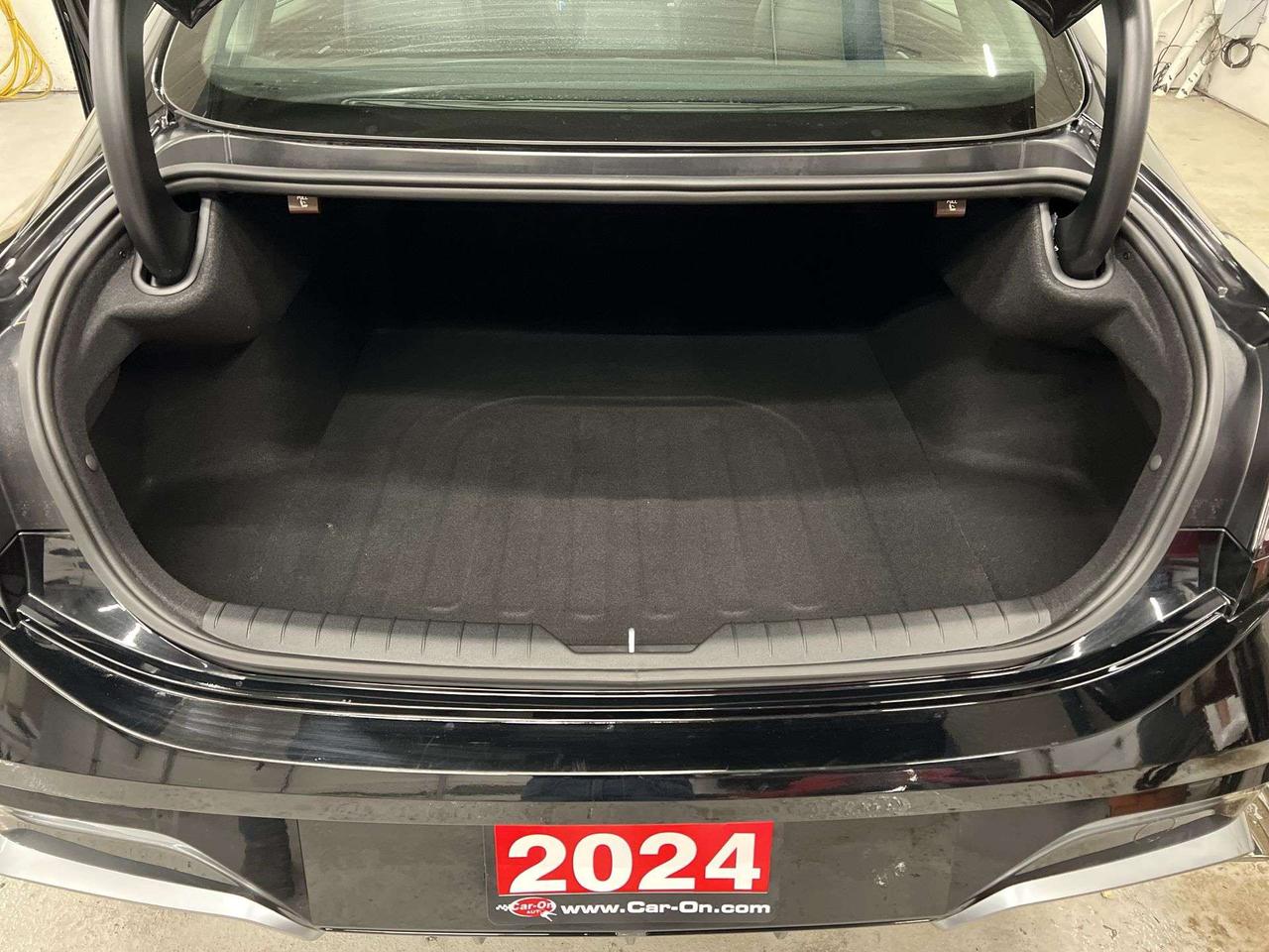 2024 Hyundai Sonata TREND AWD | LEATHER |PANO ROOF | CARPLAY | ALLOYS Photo