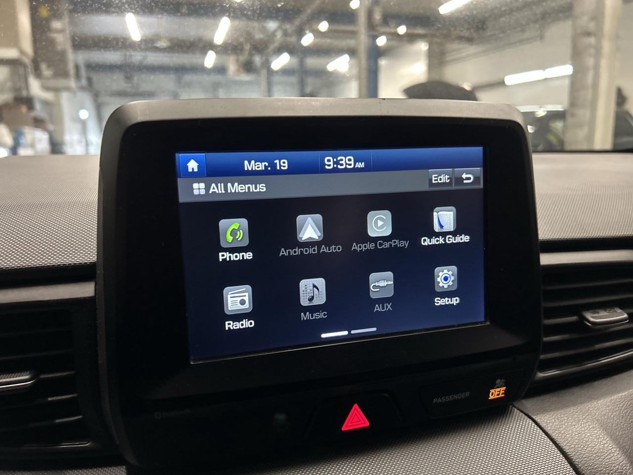 2019 Hyundai Veloster AUTO | HTD SEATS/STEERING | CARPLAY | ALLOYS | A/C Photo