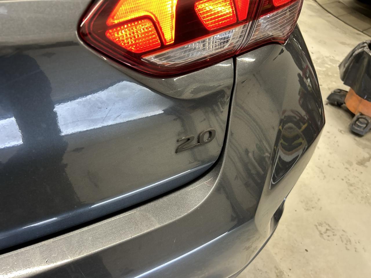 2019 Hyundai Veloster AUTO | HTD SEATS/STEERING | CARPLAY | ALLOYS | A/C Photo