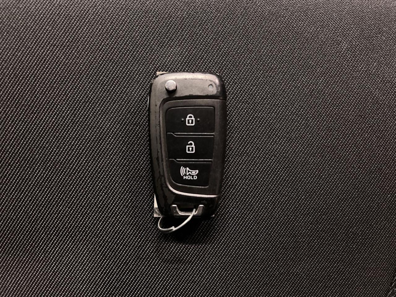 2022 Hyundai Tucson HTD SEATS | WIRELESS CARPLAY | ALLOYS | REAR CAM Photo
