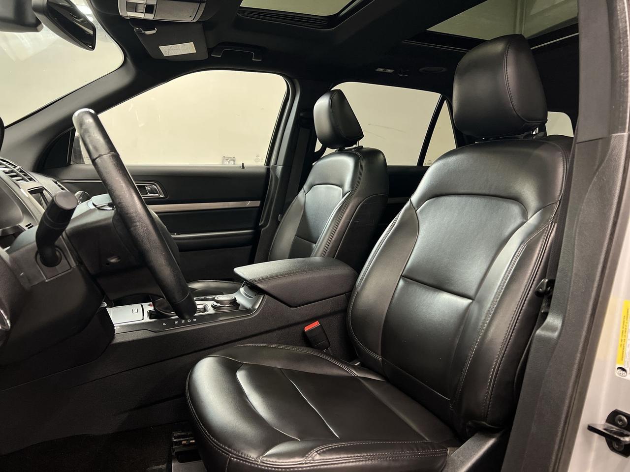 2019 Ford Explorer AWD | 7-PASS | HTD LEATHER | SUNROOF | CARPLAY Photo