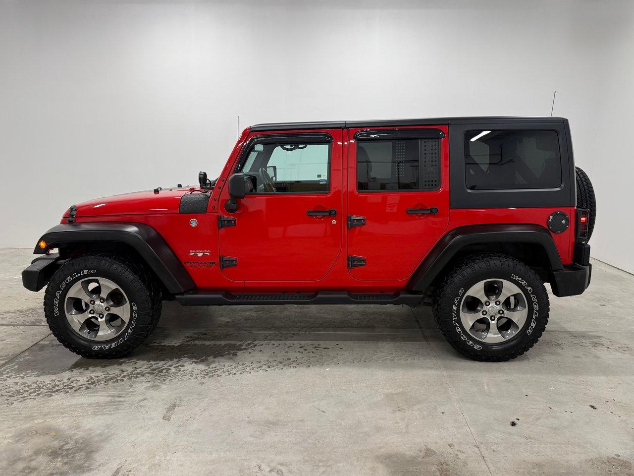 2018 Jeep Wrangler JK Unlimited Sahara Photo2