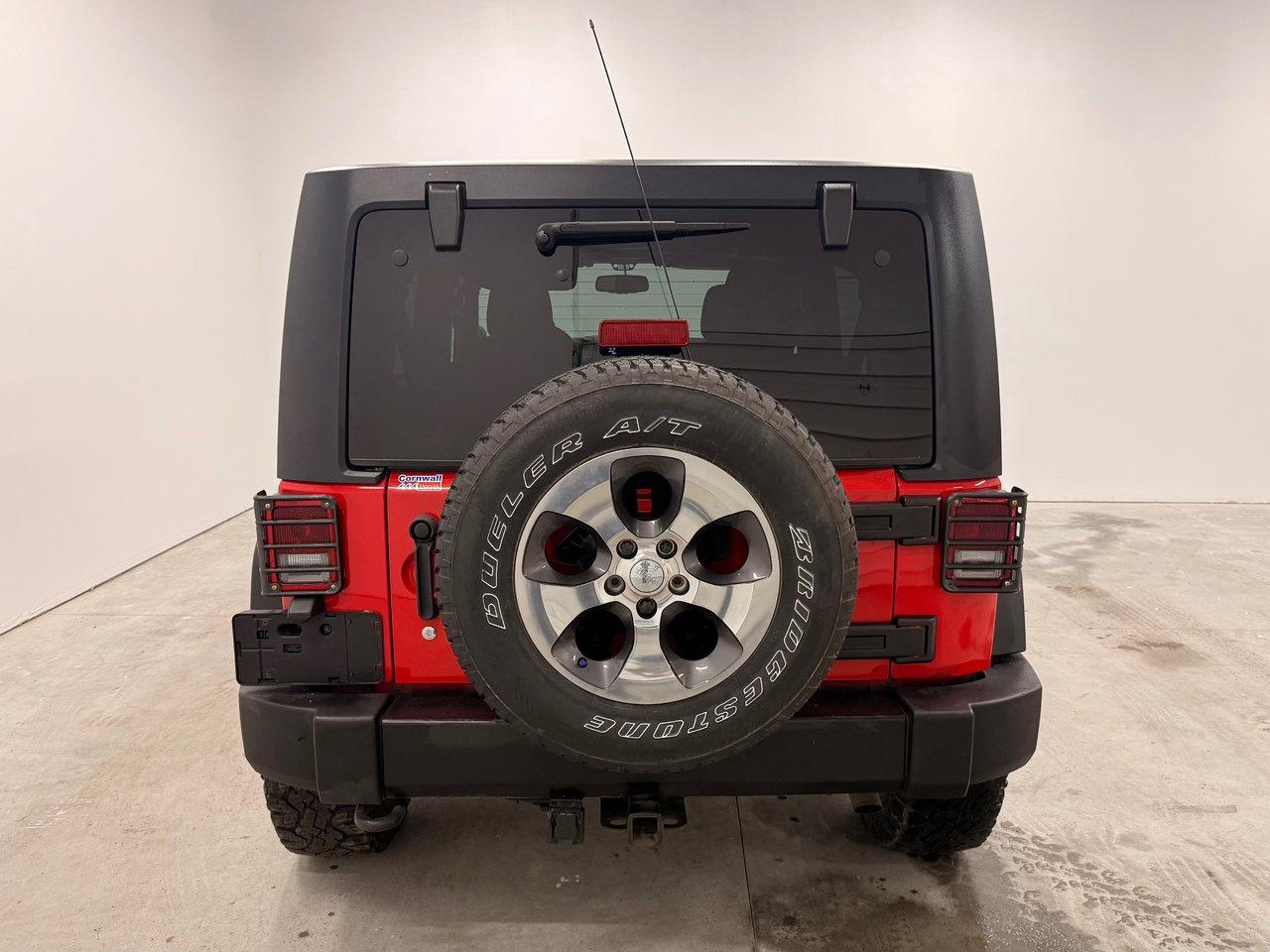 2018 Jeep Wrangler JK Unlimited Sahara Photo