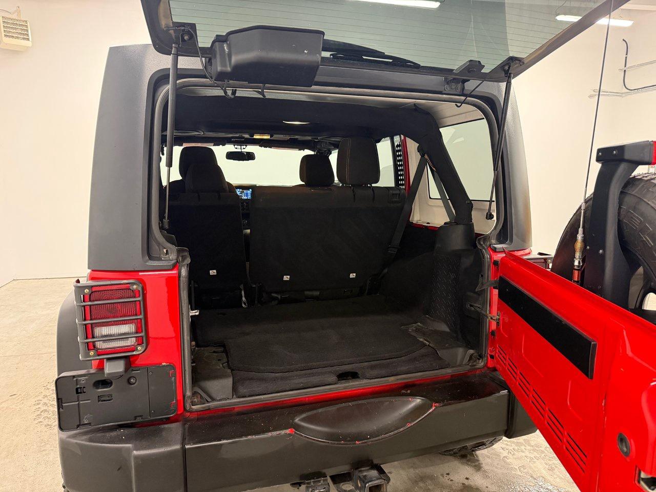 2018 Jeep Wrangler JK Unlimited Sahara Photo