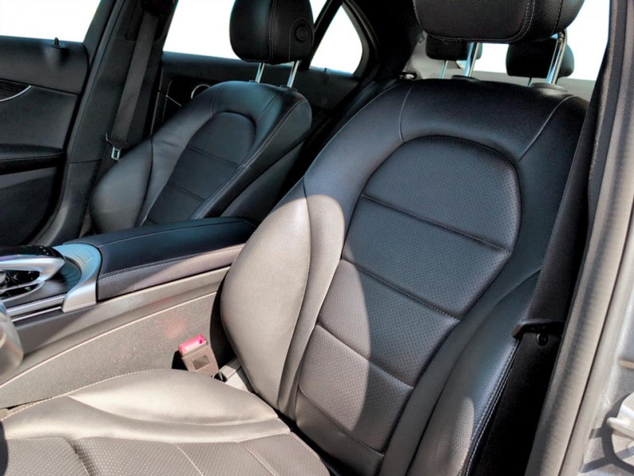 2019 Mercedes-Benz C-Class C 300 4MATIC®  **NAV - PANO ROOF** Photo