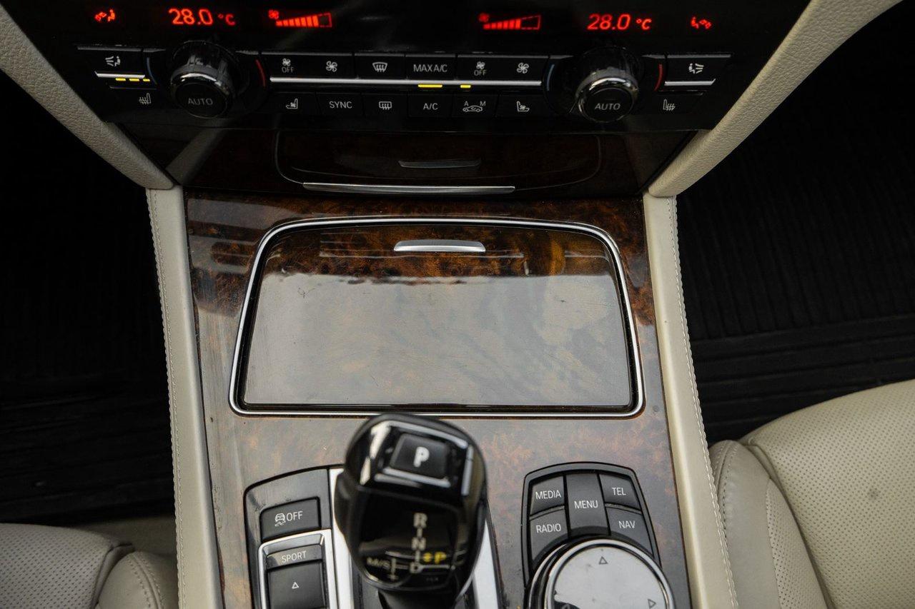 2014 BMW 7 Series 750i xDrive Photo