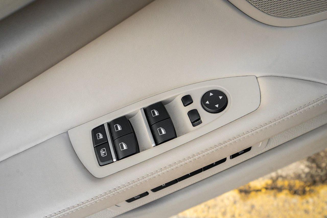 2014 BMW 7 Series 750i xDrive Photo