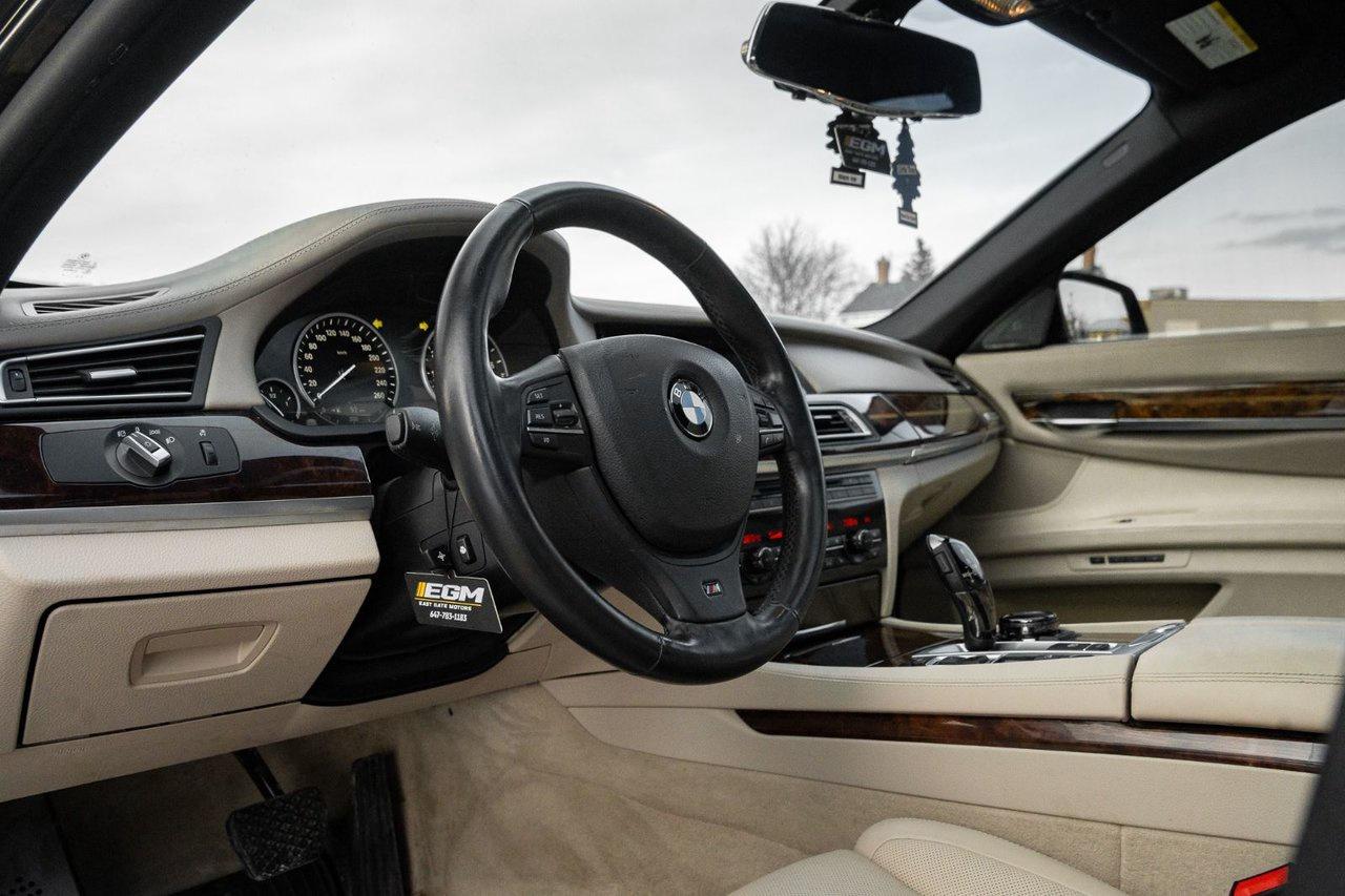 2014 BMW 7 Series 750i xDrive Photo