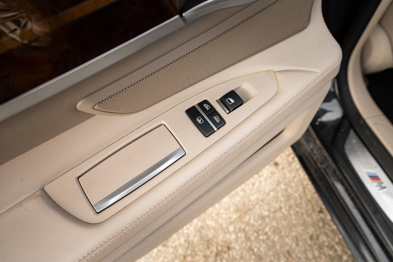 2014 BMW 7 Series 750i xDrive Photo