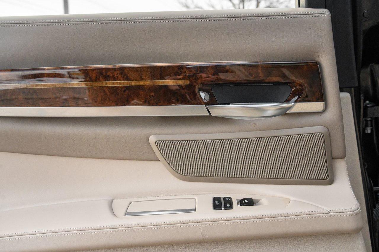 2014 BMW 7 Series 750i xDrive Photo