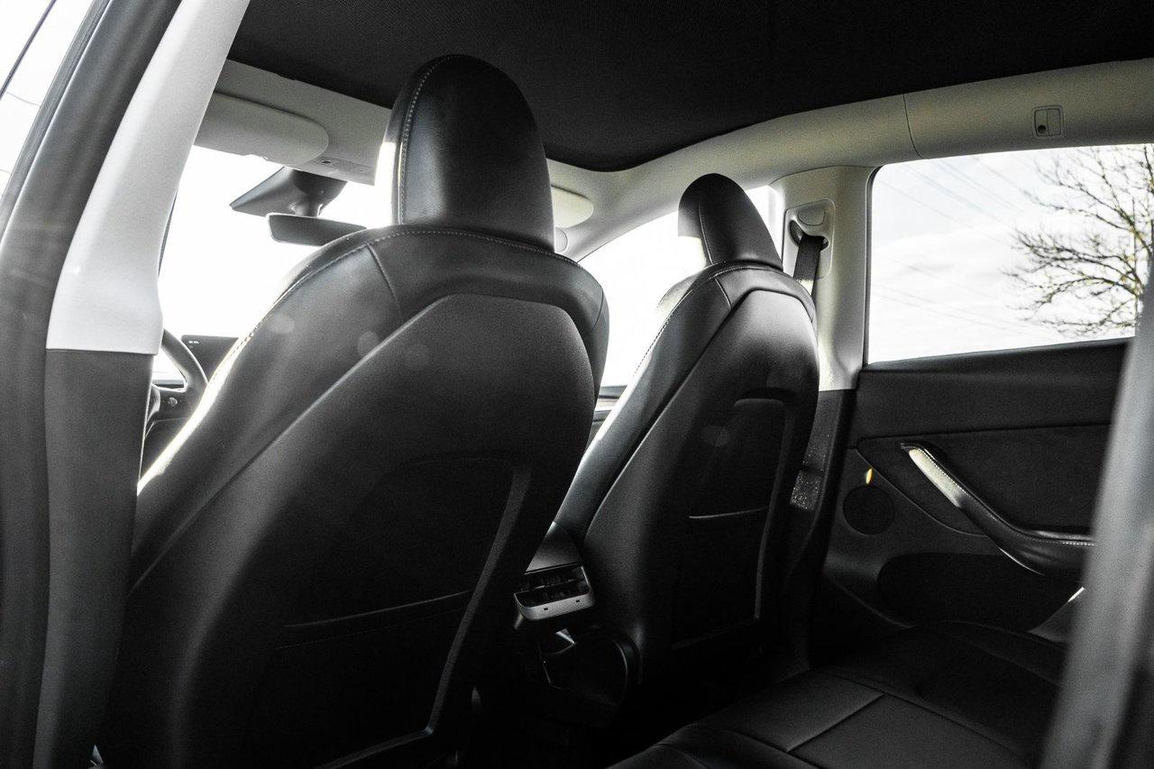 2023 Tesla Model Y LONG RANGE Photo