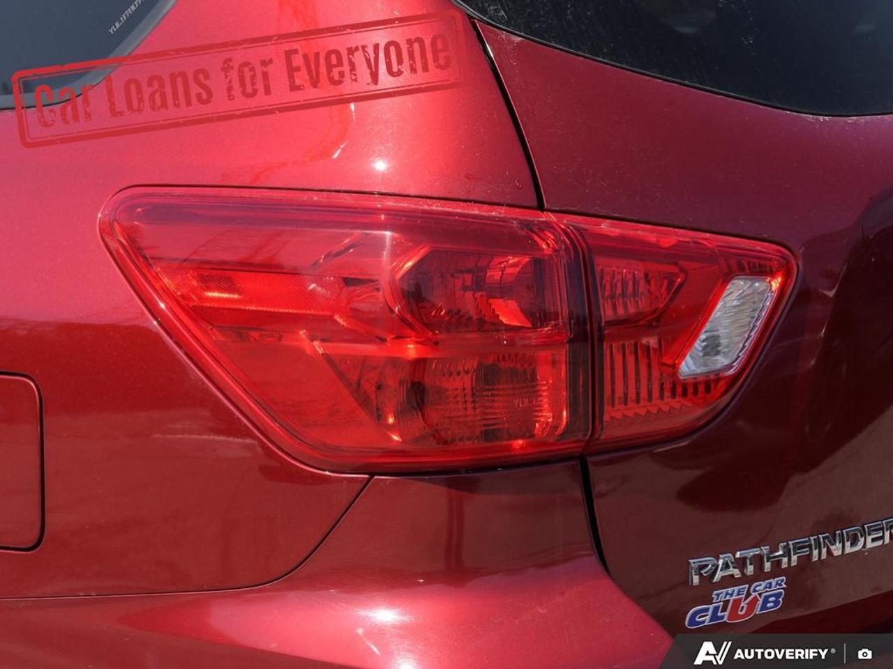 2019 Nissan Pathfinder SV Tech
