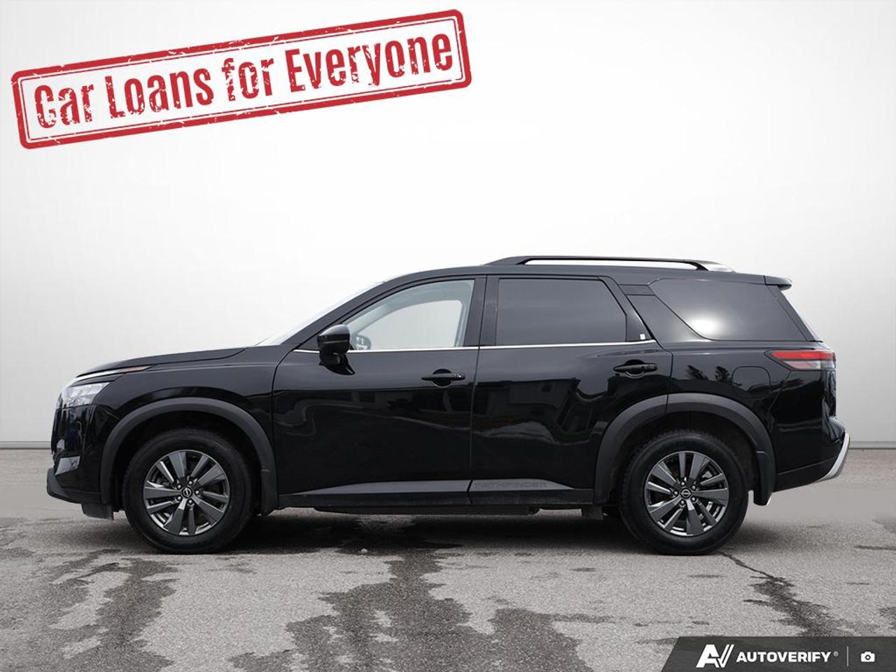 2024 Nissan Pathfinder SV Photo