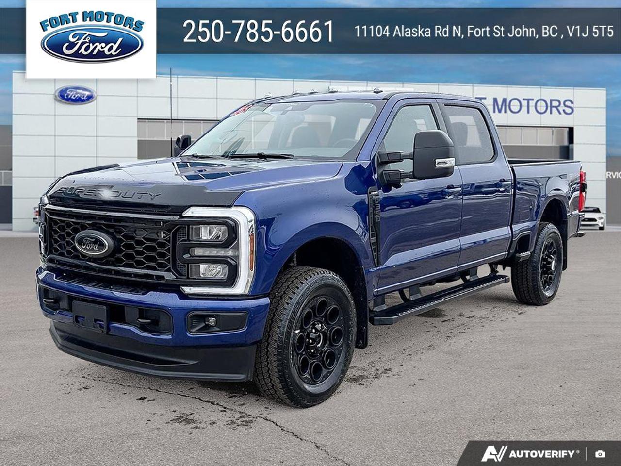2026 Ford SuperDuty F-350® Lariat® Photo0