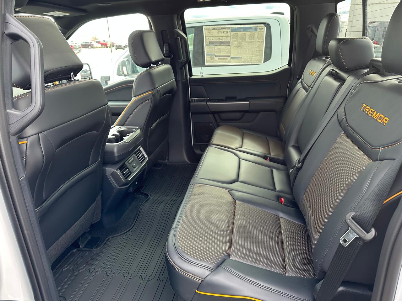 2026 Ford F-150 TREMOR 4WD SuperCrew 5.5' Box 402A Photo5