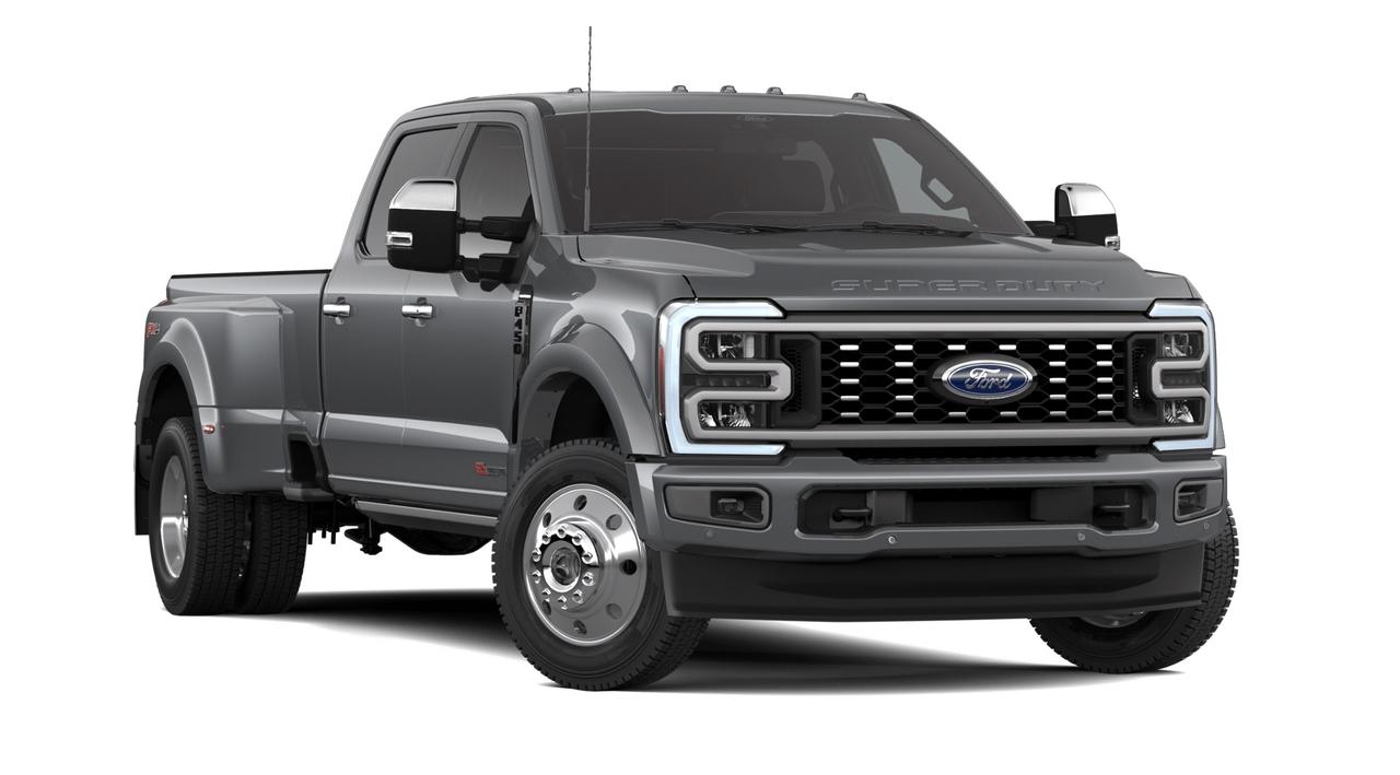 2026 Ford SuperDuty F-450® Platinum® Photo3
