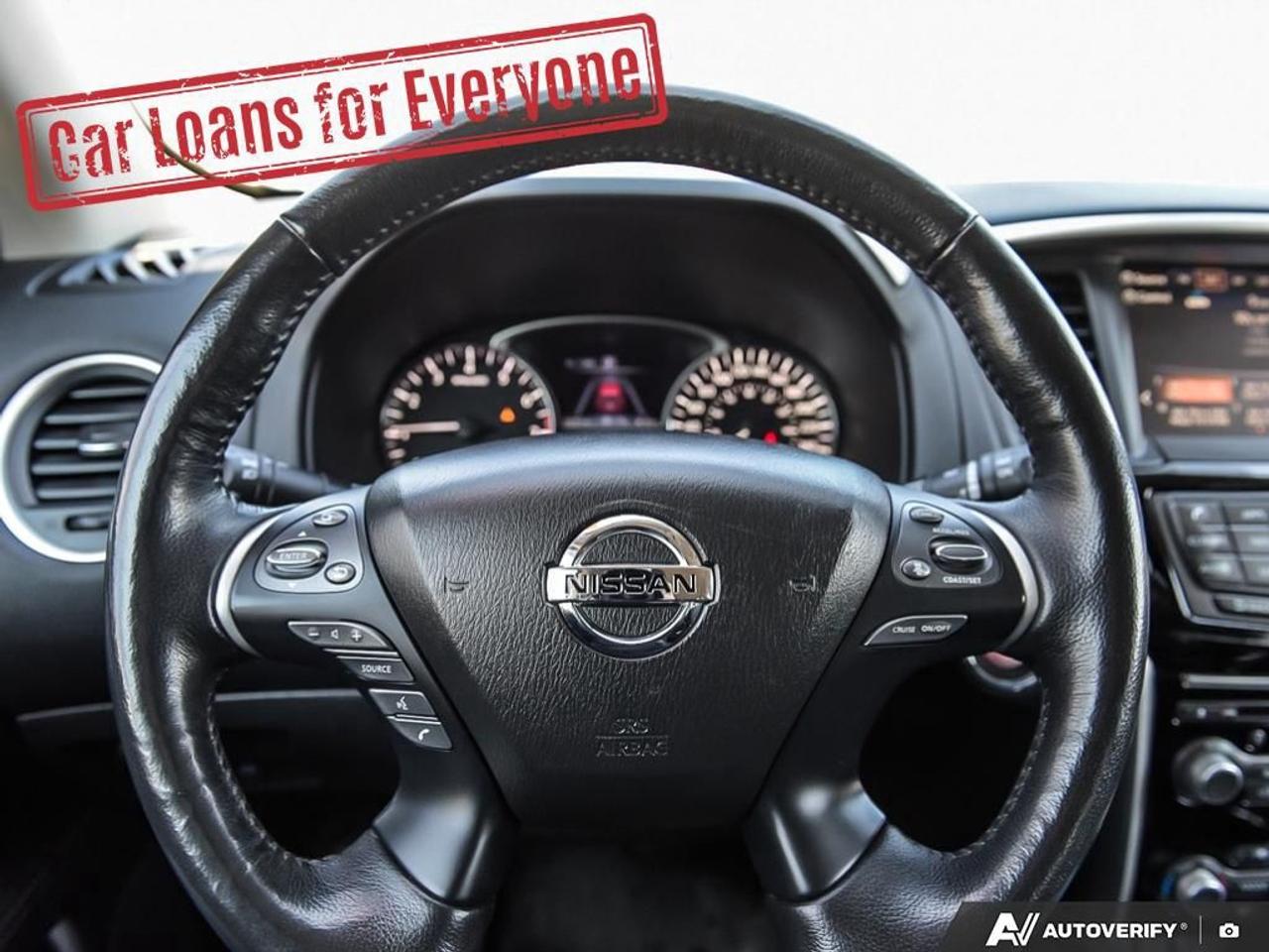 2019 Nissan Pathfinder SV Tech Photo