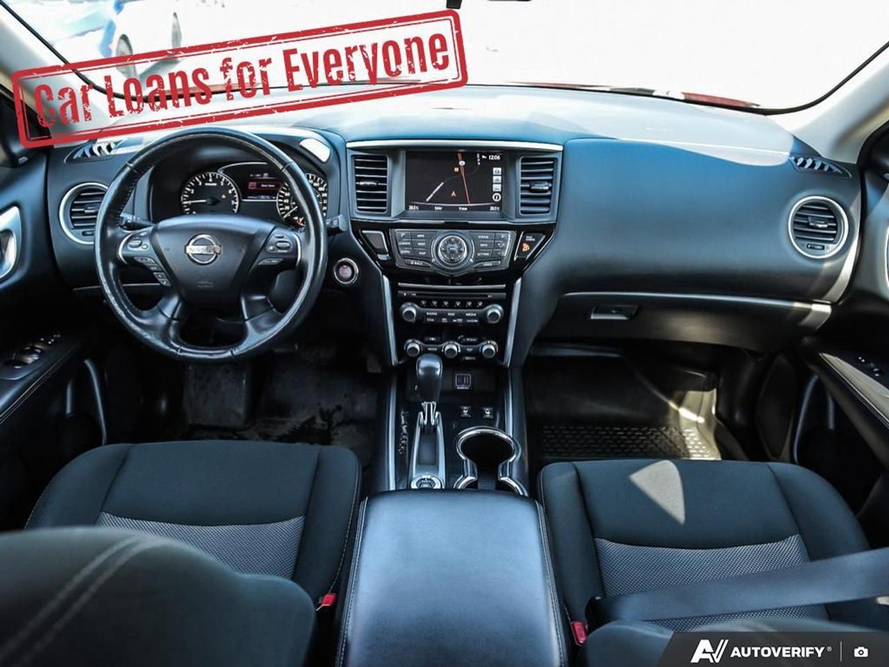 2019 Nissan Pathfinder SV Tech Photo