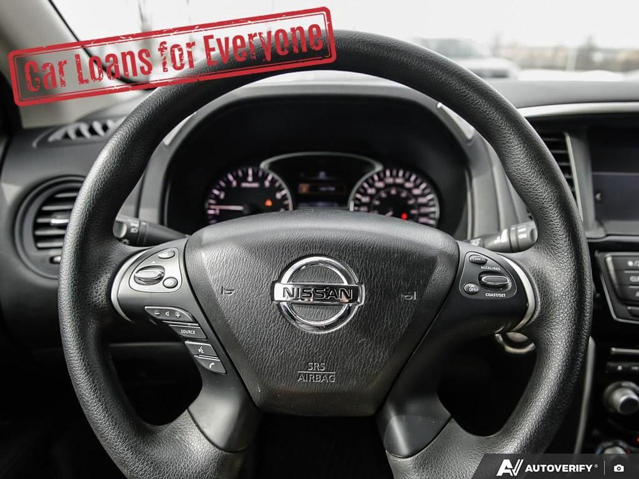 2019 Nissan Pathfinder S Photo