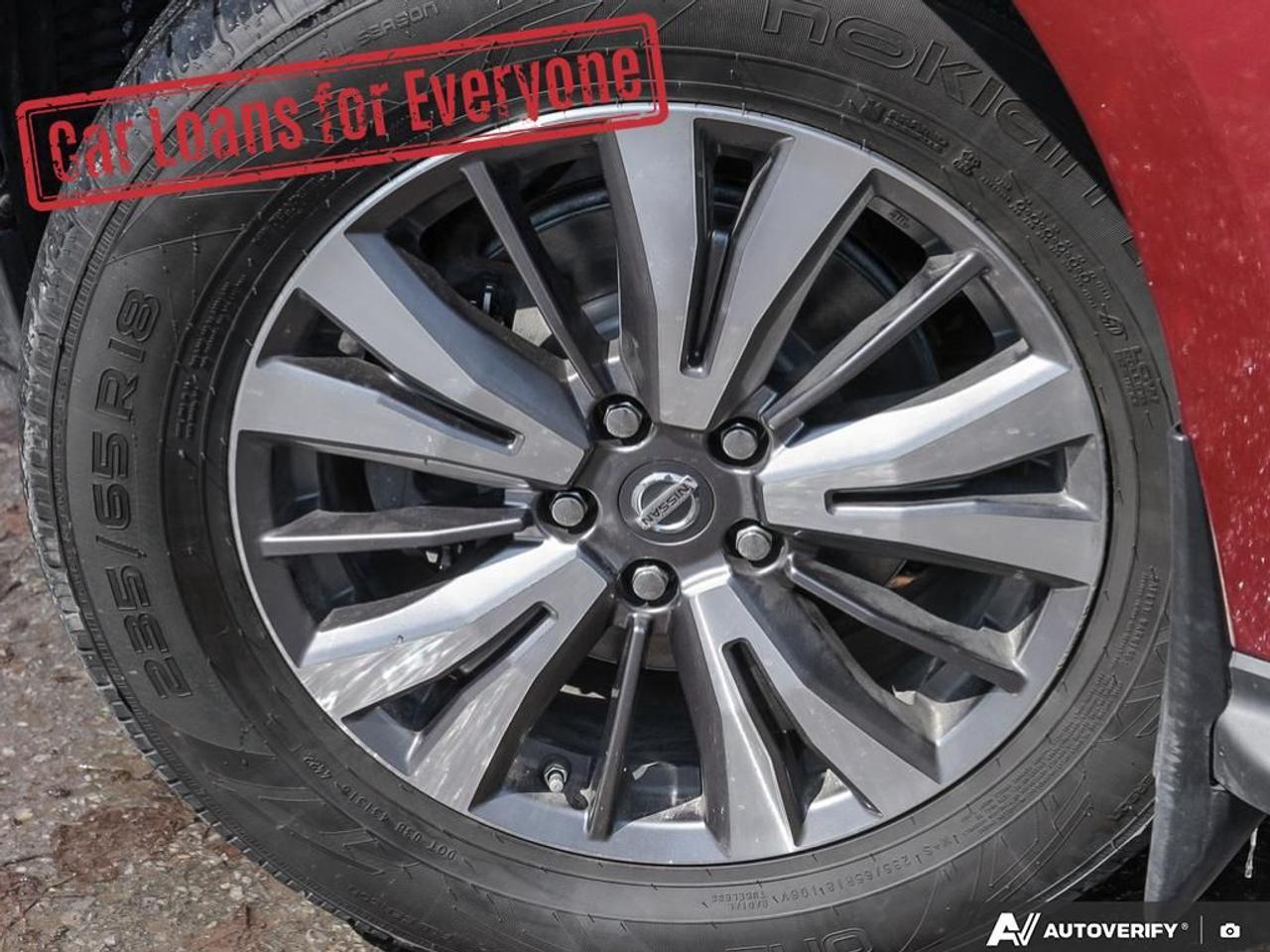 2019 Nissan Pathfinder SV Tech