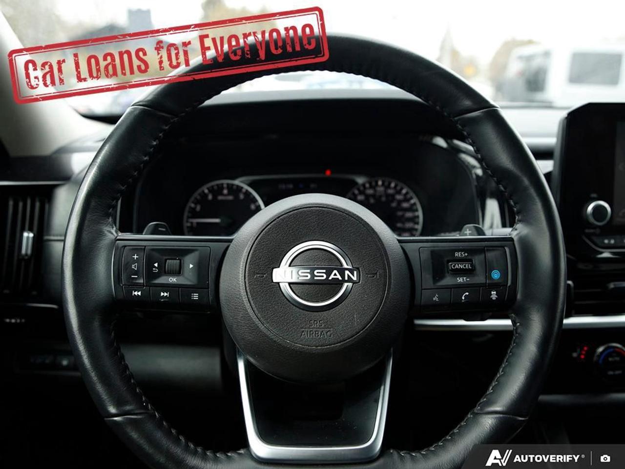 2024 Nissan Pathfinder SV