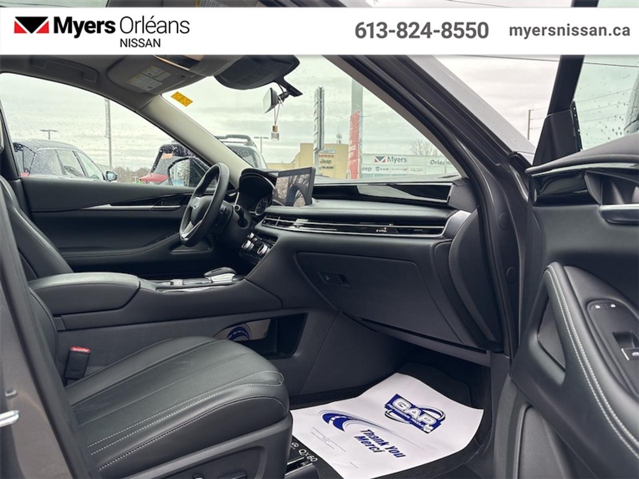 2025 Infiniti QX60 PURE  Luxury Awaits You! Photo