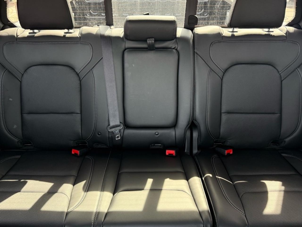 2026 RAM 1500 Sport  - HEMI IS BACK! Photo