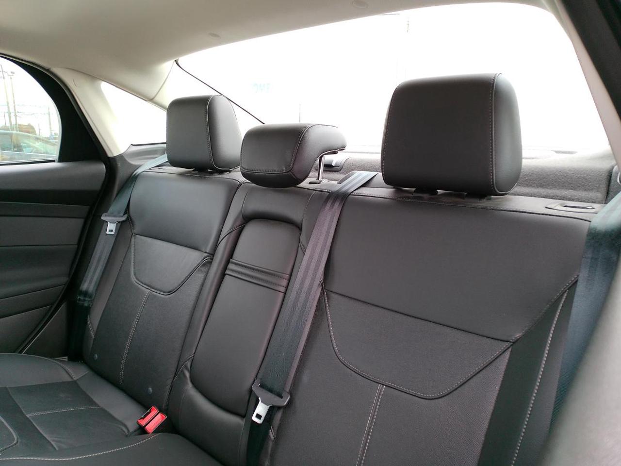 2016 Ford Focus 4dr Sdn Titanium Photo