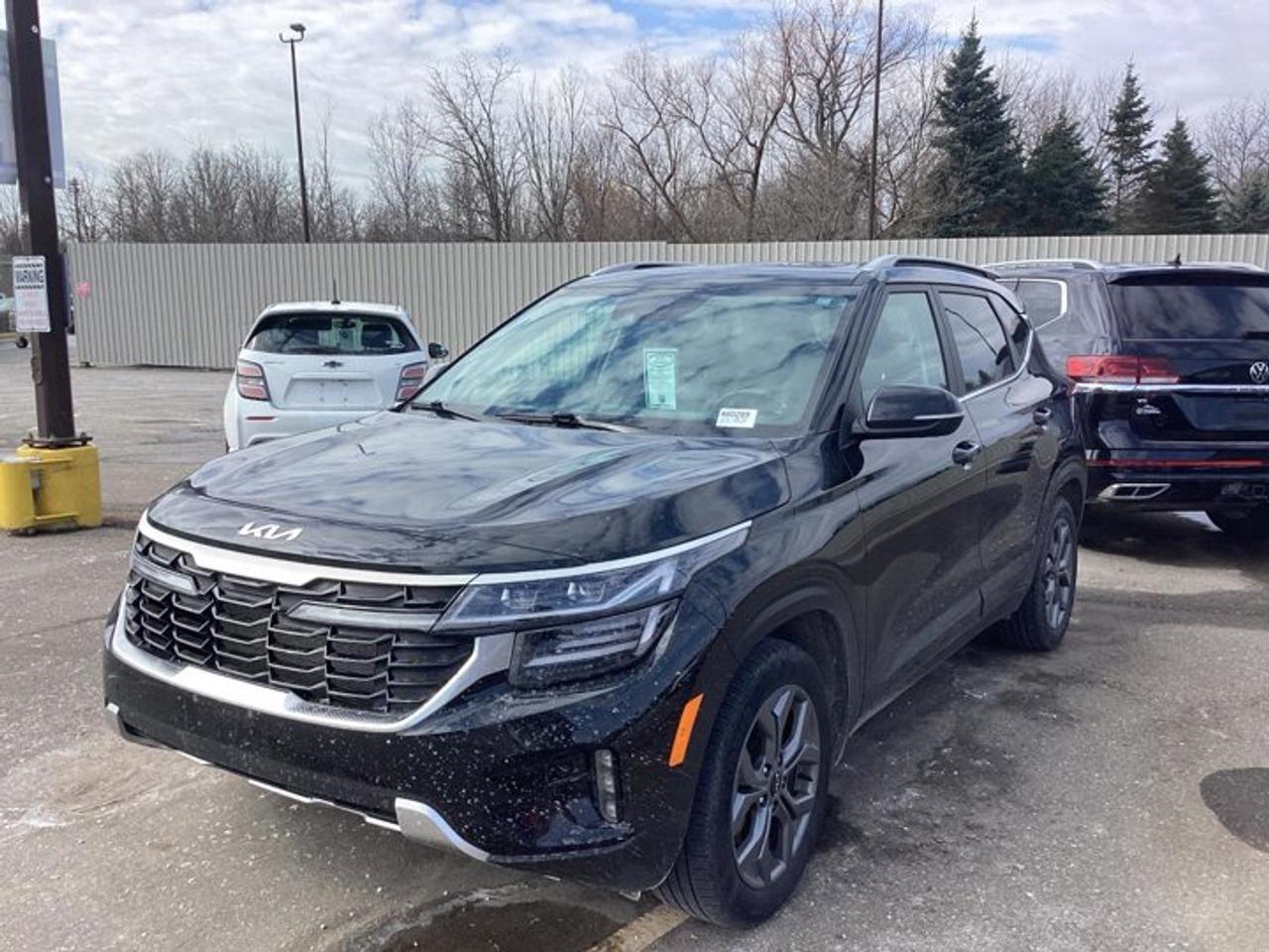 2024 Kia Seltos EX AWD | One Owner | Leather Seats | Heated Steering Wheel Photo