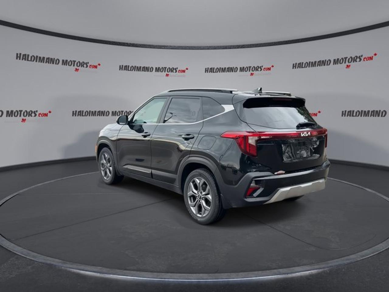2024 Kia Seltos EX AWD | One Owner | Leather Seats | Heated Steering Wheel Photo
