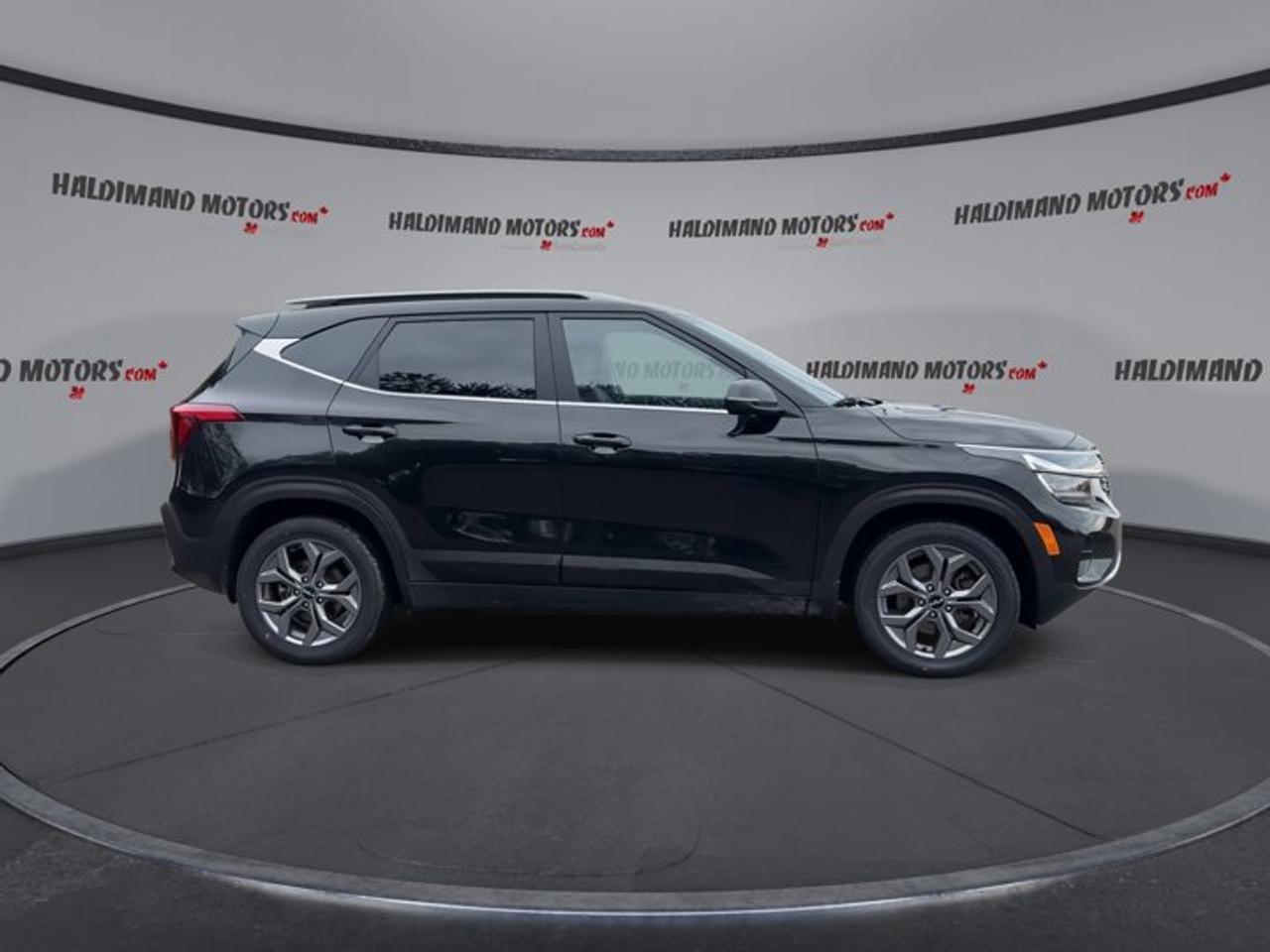 2024 Kia Seltos EX AWD | One Owner | Leather Seats | Heated Steering Wheel Photo