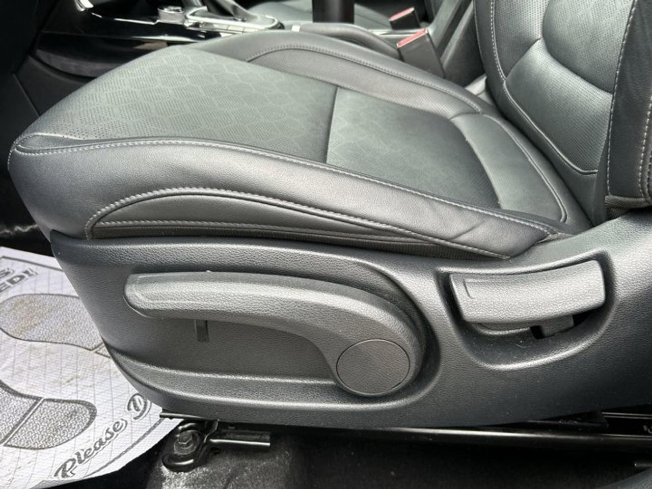 2024 Kia Seltos EX AWD | One Owner | Leather Seats | Heated Steering Wheel Photo
