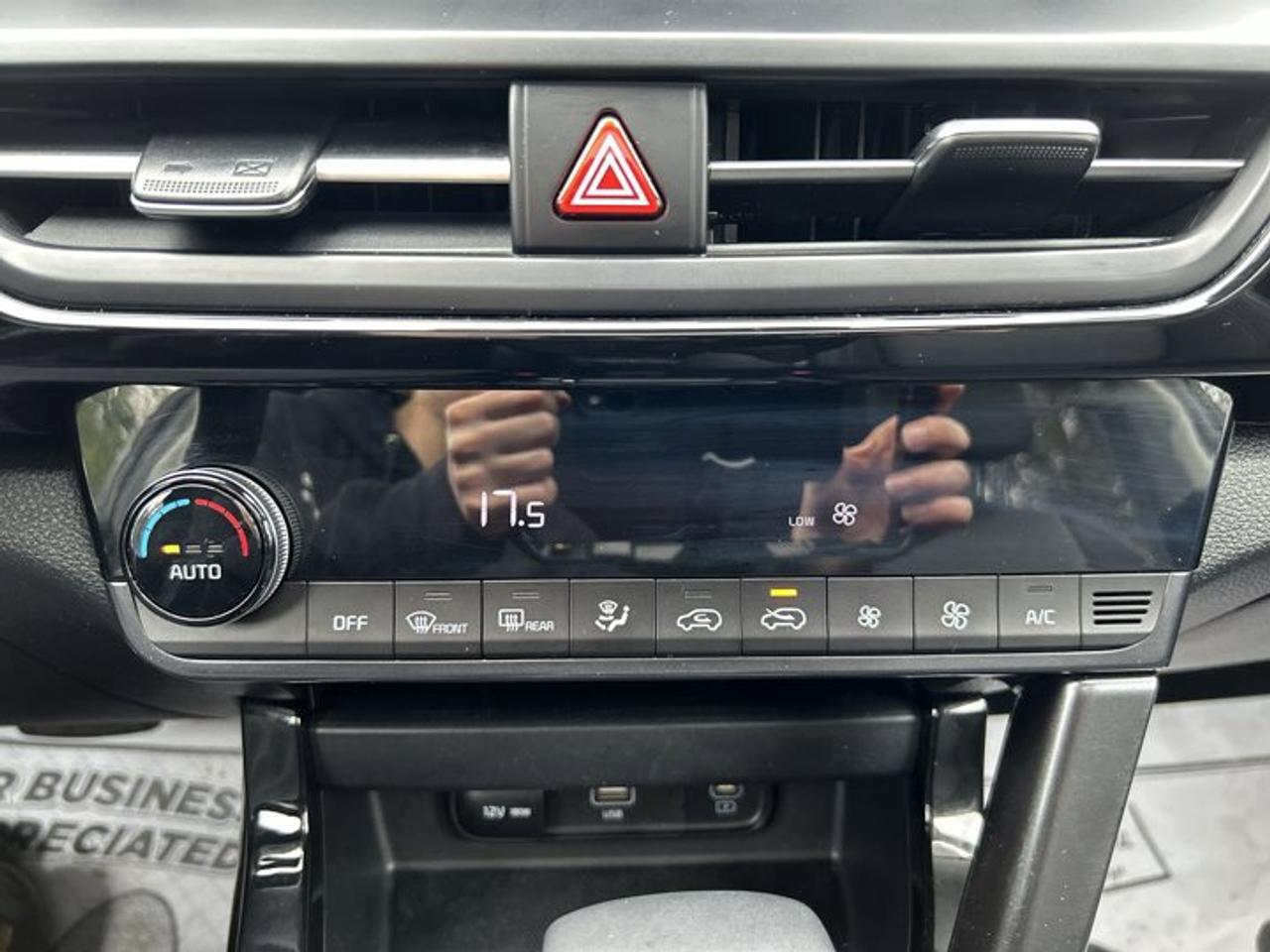 2024 Kia Seltos EX AWD | One Owner | Leather Seats | Heated Steering Wheel Photo