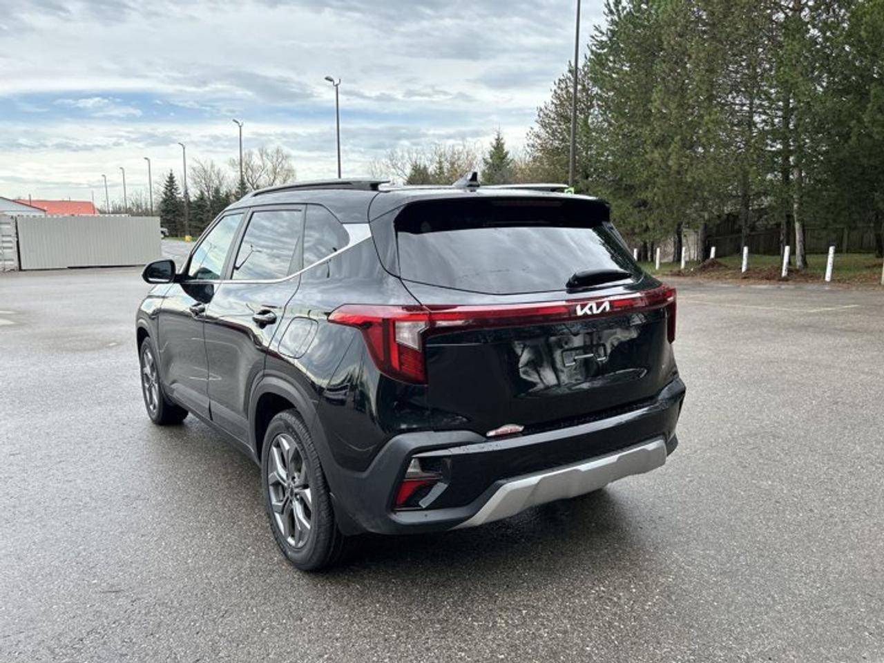 2024 Kia Seltos EX AWD | One Owner | Leather Seats | Heated Steering Wheel Photo